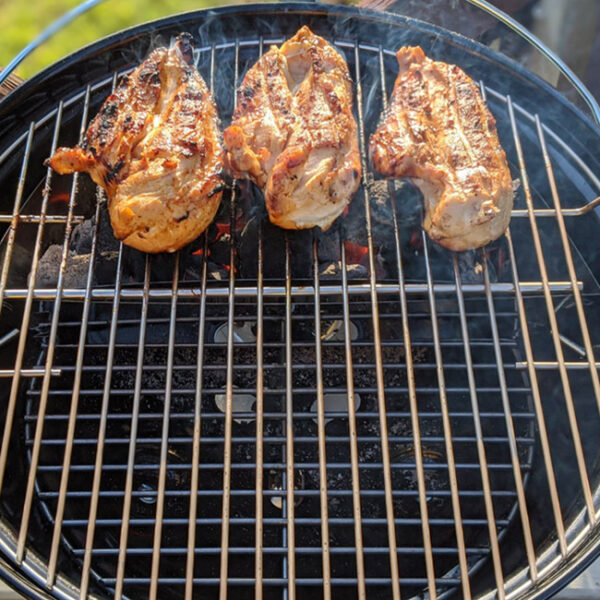 Корзина для копчения Slow ‘N Sear Charcoal Basket для грилей 47 см под решеткой
