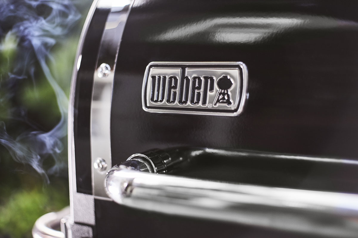 Пеллетный гриль Weber SmokeFire EX6, черный эмблема