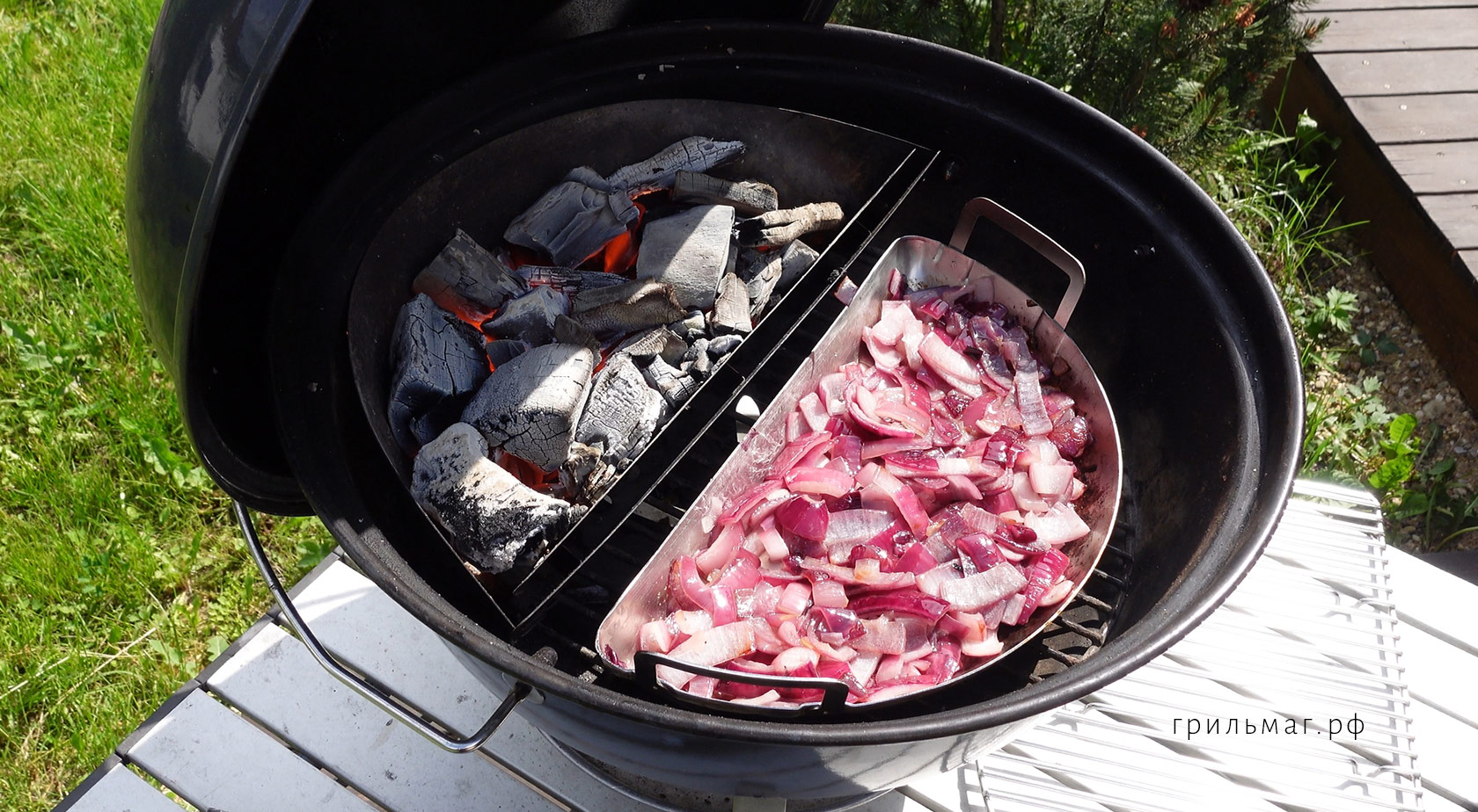 Два стальных поддона SnS для гриля 47 см — в чем разница