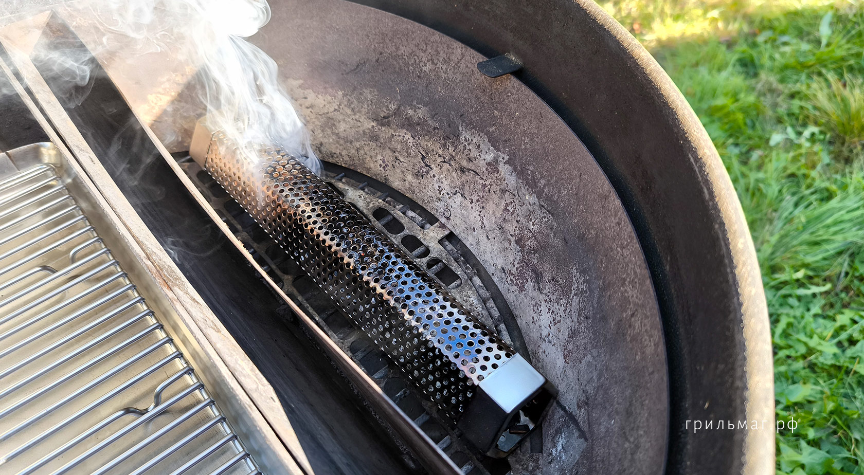 Как готовить на гриле с трубкой для копчения